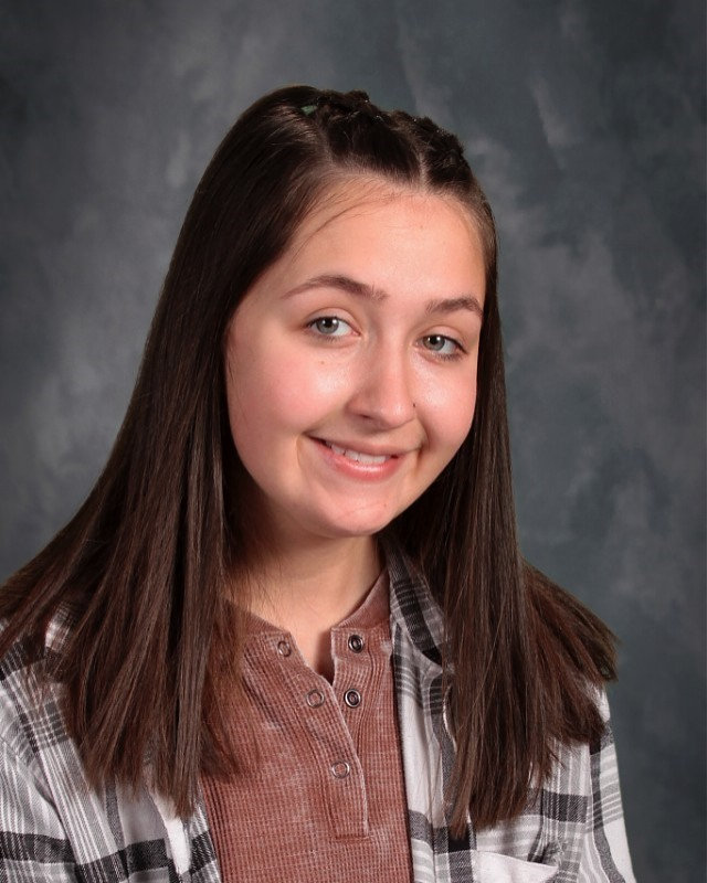Senior Bailey Leffert