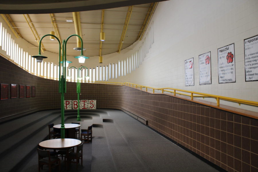 This is an area of Franklin that students can sit and relax or their teacher can bring there student here to have fun. When this school was built, it was themed off of Sesame Street, you might be able to tell with the green light poles and the yellow on the ceiling.