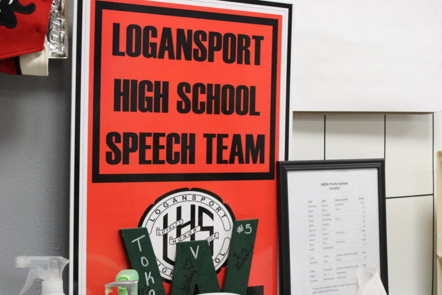 In Jessica Kranz’s English classroom sits a Speech Team promotional poster. Other Speech Team posters litter the halls in hopes of recruiting more students to join the team each year when the season dawns. 