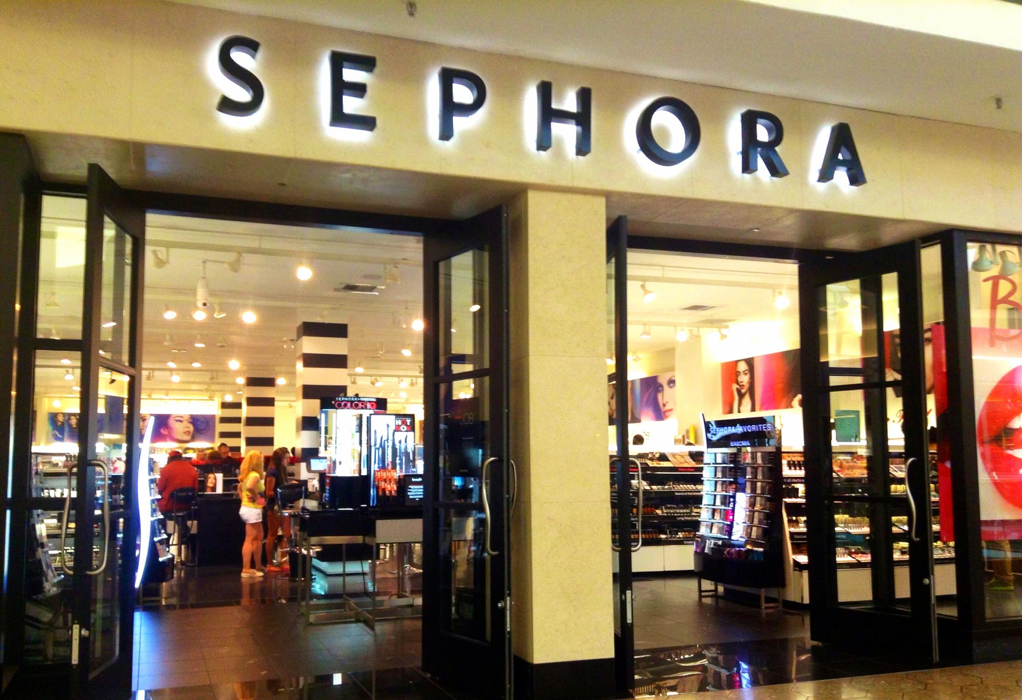 Going to beauty stores like Sephora was once a favorite hobby of teenage girls, however, has been ruined by entitled young girls.