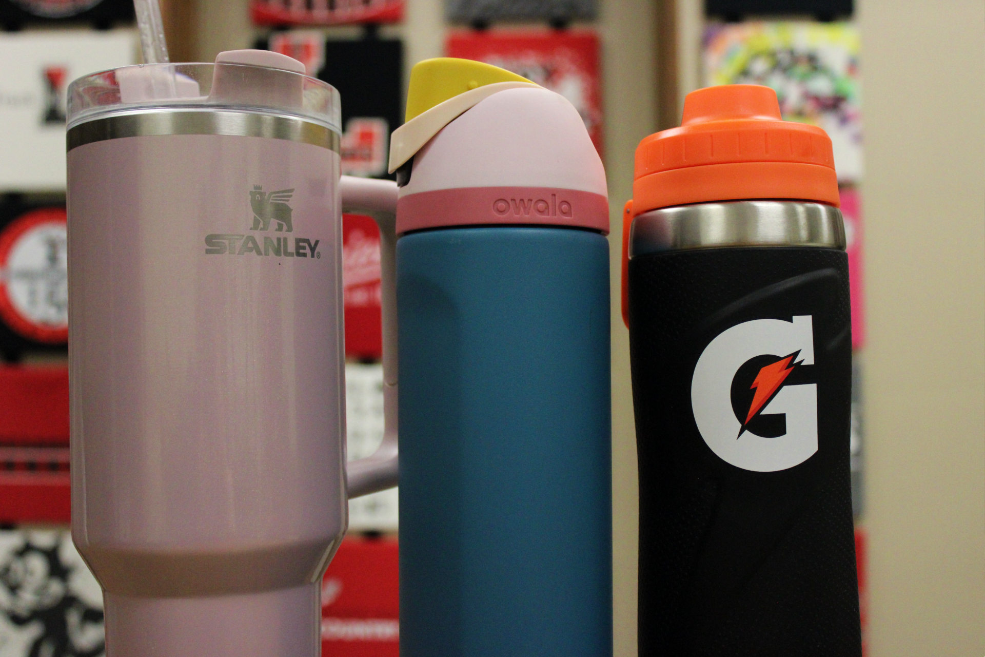 Stanley, Owala, and Gatorade are among the polar brands for students.