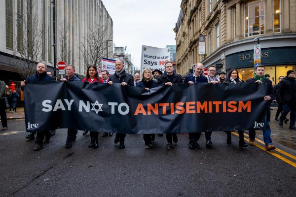 A march against anti-semitism took place in Manchester and was joined by UK's security minister (UK Home Office, CC BY 2.0 , via Wikimedia Commons).