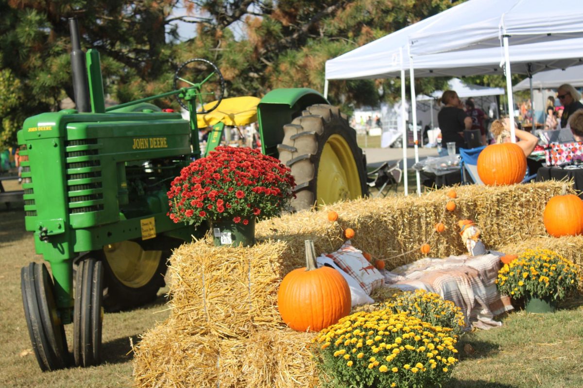 The first look of fall is Royal Center's Oktoberfest. Filled with many competitions for all ages and even things like painting pumpkins, Royal Center has learned how to include all their community in all fun events. 
