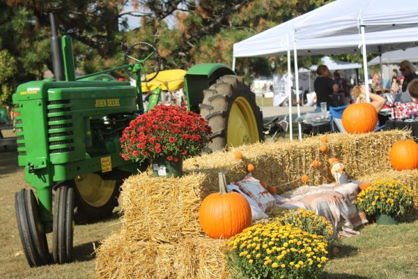 The first look of fall is Royal Center's Oktoberfest. Filled with many competitions for all ages and even things like painting pumpkins, Royal Center has learned how to include all their community in all fun events.