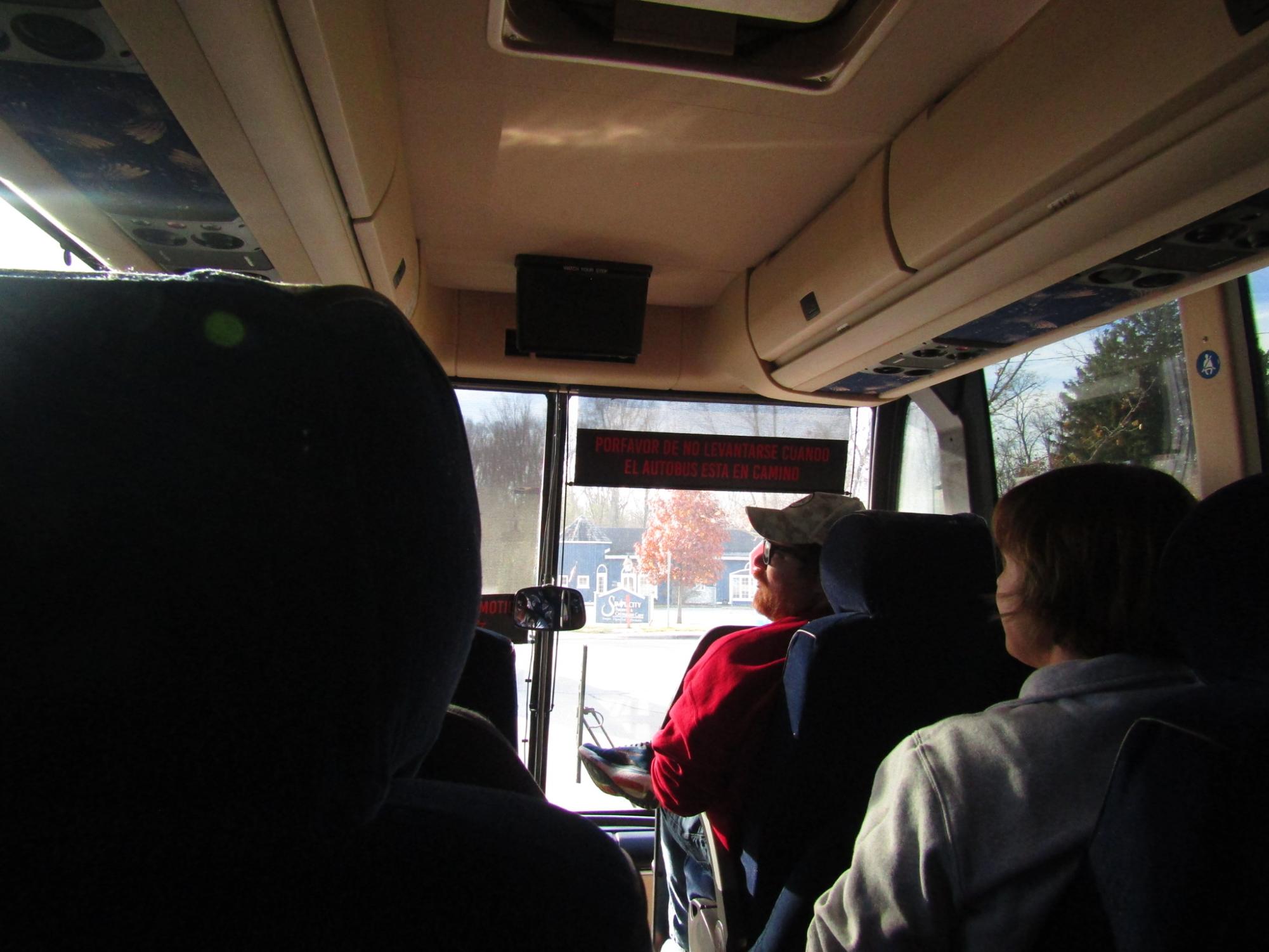 Magpie and Tattler advisors, Chris Pearcy and Andrea Meagher relax on the five-hour bus ride to Nashville.